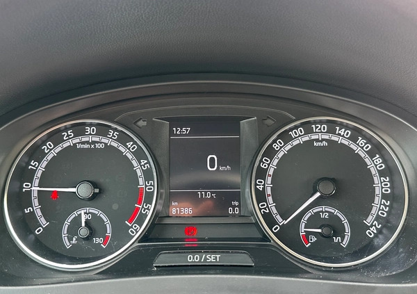 Skoda RAPID cena 39999 przebieg: 81300, rok produkcji 2017 z Sopot małe 172